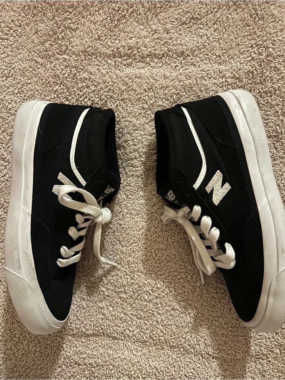 New Balance Black and White Men’s Low-Top Sneakers